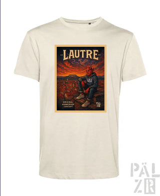 Cremeweißes T-Shirt mit Grafikdesign, das eine Figur und den Text „lautre“ in fetter, schwarzer Schrift auf einem orangenen Sonnenuntergangshintergrund zeigt.