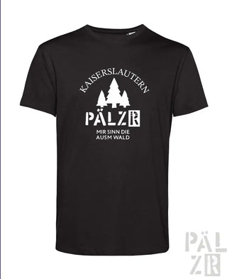 Schwarzes T-Shirt mit weißem Text und Design, das ‚kaiserslautern pälzer‘ und eine Waldsilhouette zeigt, aus Baumwolle.