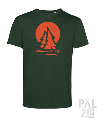 Dunkelgrünes kurzärmliges männer t shirt mit orangem grafikprint stylisierte kiefern und pälz logo unten
