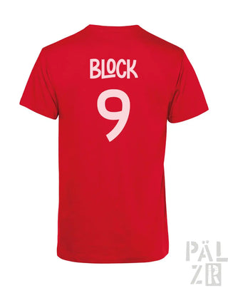 Rotes T-Shirt mit weißem Text- und Nummerndesign, das ’Block 9’ auf der Rückseite zeigt.