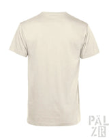 Ein offweißes baumwoll-männer-t-shirt westkurvenkind mit rundhalsausschnitt und kurzen ärmeln