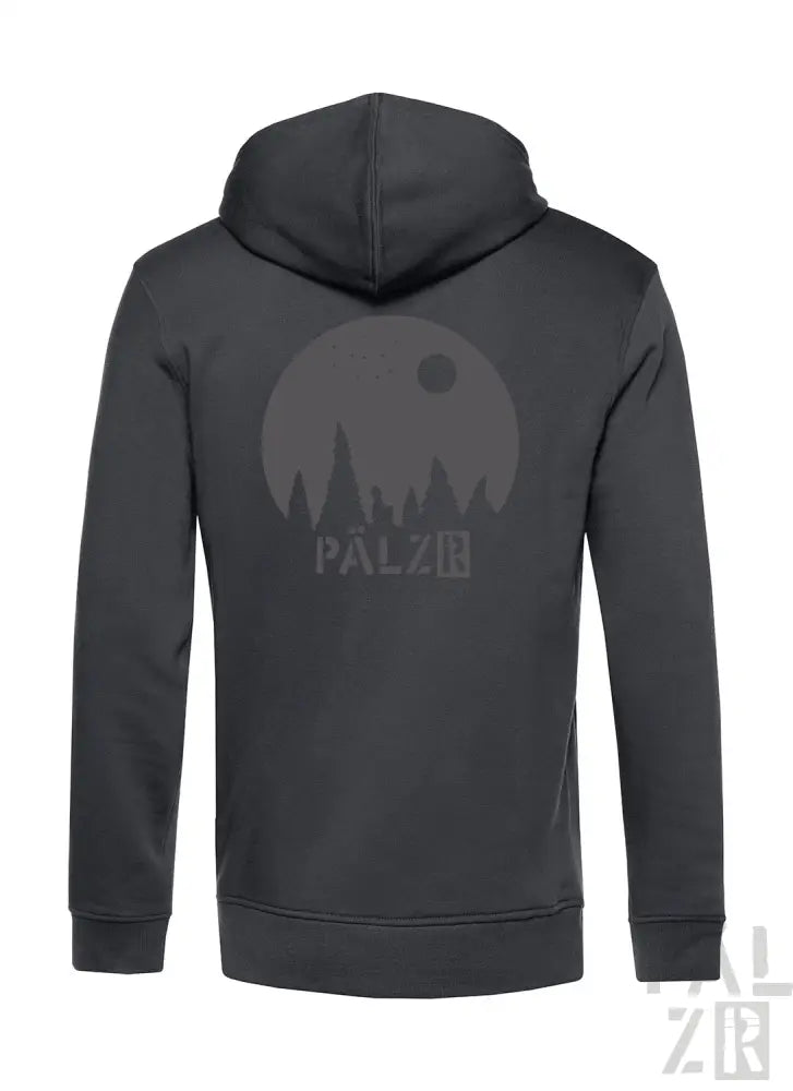 Kohle-graue Kapuzenjacke mit einer großen, dunklen Silhouette von Bäumen und dem Wort ’palzid’ in Weiß darauf.