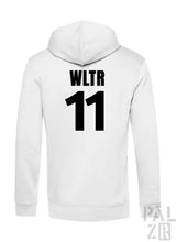 Weißer hoodie für männer mit zipper und schwarzem wltr 11 print auf der rückseite in verschiedenen farben