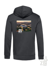 Dunkelgrauer zipper herren hoodie mit stadionmotiv bei sonnenuntergang und schriftzug fritz wltr stdn darunter