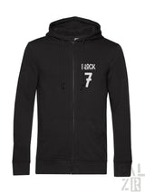 Schwarze Kapuzenjacke mit Reißverschluss und „i lock 7“-Design auf der Vorderseite.