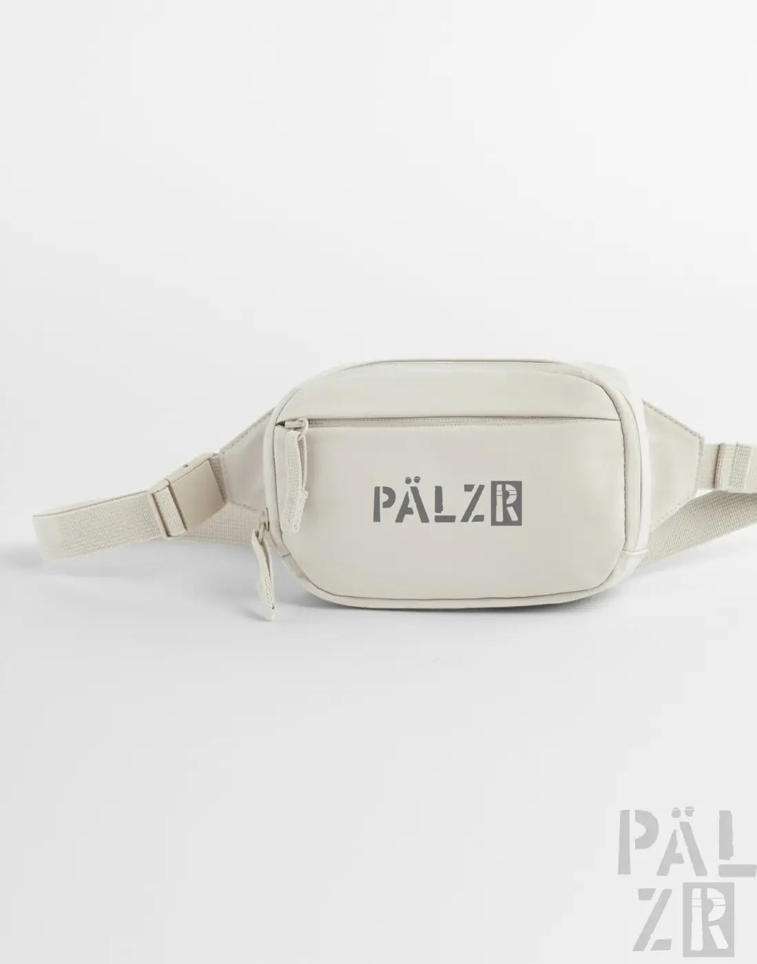 Beige palzr studio bag in minimalist design with subtiler markenprägung aus hochwertigen materialien