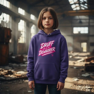 Lila Kapuzenpullover mit ’druff dewarrer’ Text in Pink und Weiß.