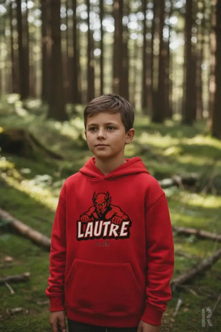 Roter Hoodie mit Teufel-Design und ‚lautre‘-Text, aus Fleece-Material.