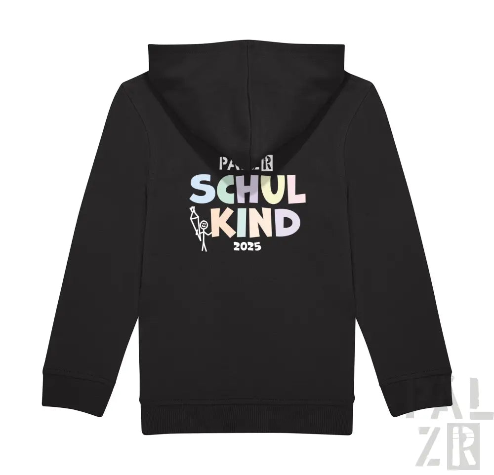 Schwarzes Reißverschluss-Hoodie mit Text und Grafikdesign „pauler schulkind 2025“, das eine kleine Figur zeigt, die einen Apfel hält.