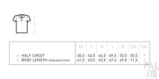 Poloshirt mit Kragen und Knöpfen vorne, weißer Hintergrund, Baumwollmaterial.