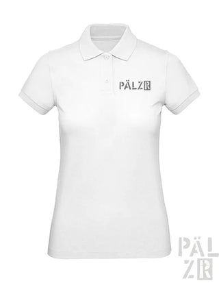 Weißes Poloshirt mit ’pälzr’-Logo auf der Brust, aus einer Mischung aus Baumwolle und Polyester.