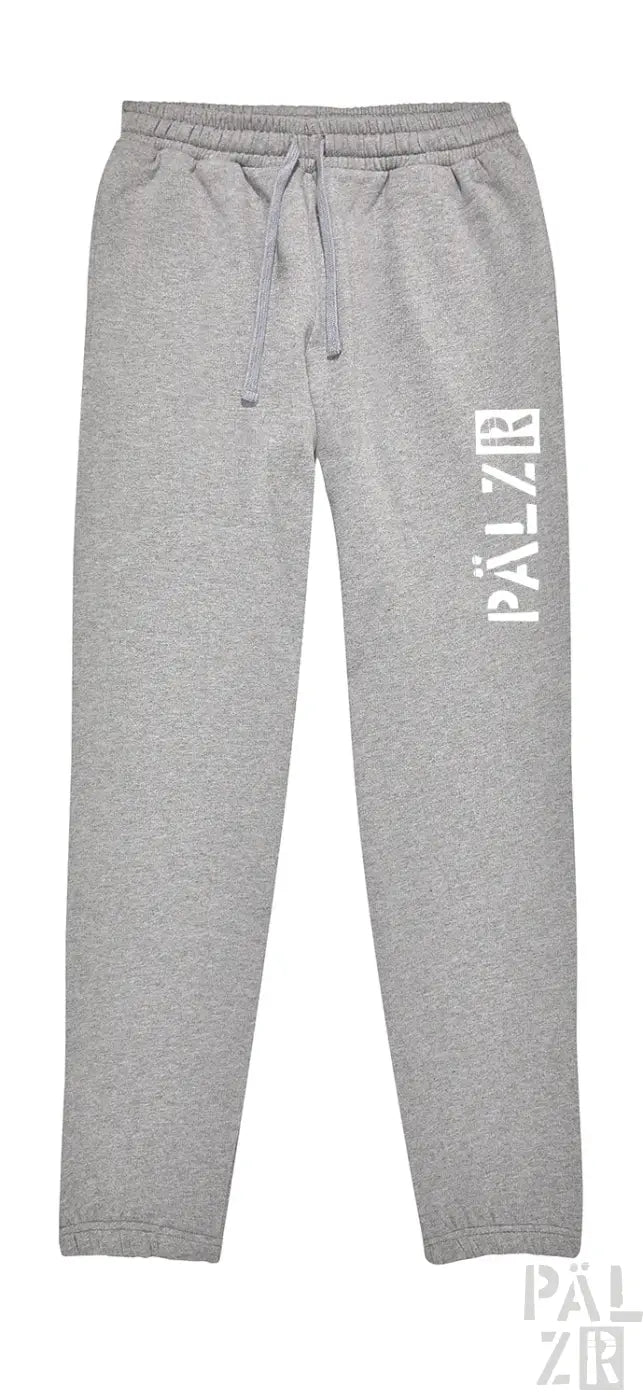Graue Jogginghosen mit ‚pälzir‘-Logo am Bein.