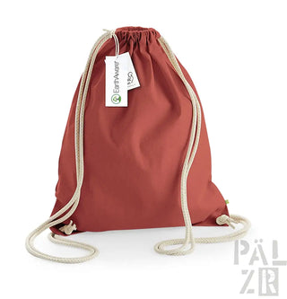 Marsala Rucksack mit Kordelzug, weißen Seilgriffen und Etiketten, aus Nylonmaterial gefertigt.