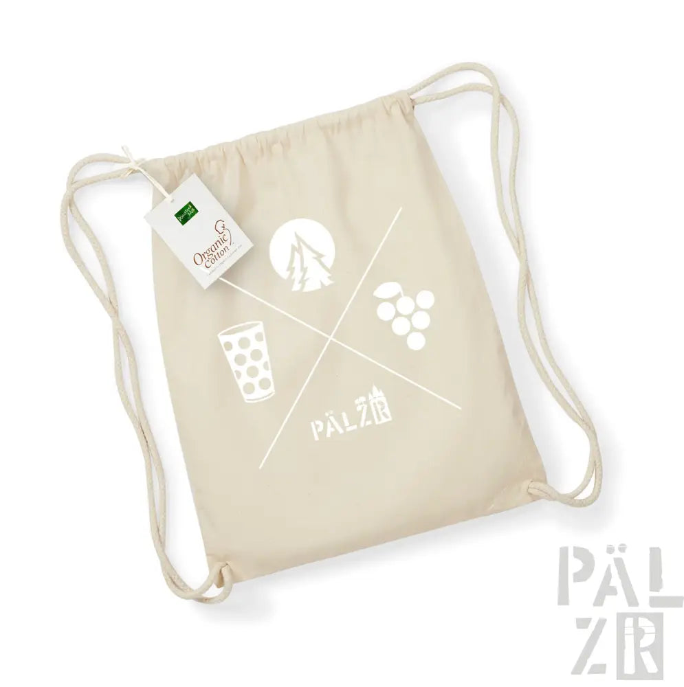 Blasscremefarbener Rucksack mit Kordelzug, weißem Logo und Designelementen.